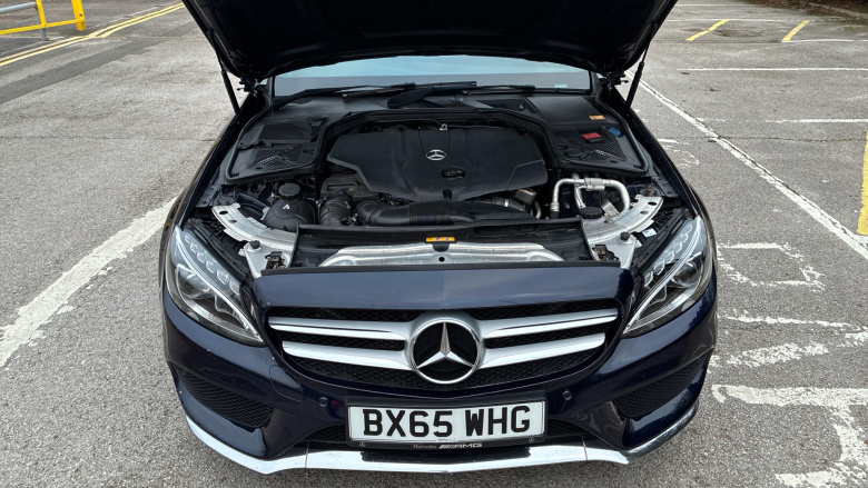 Mercedes-Benz C-Class C220d AMG Line Premium 4dr Auto Diesel Saloon